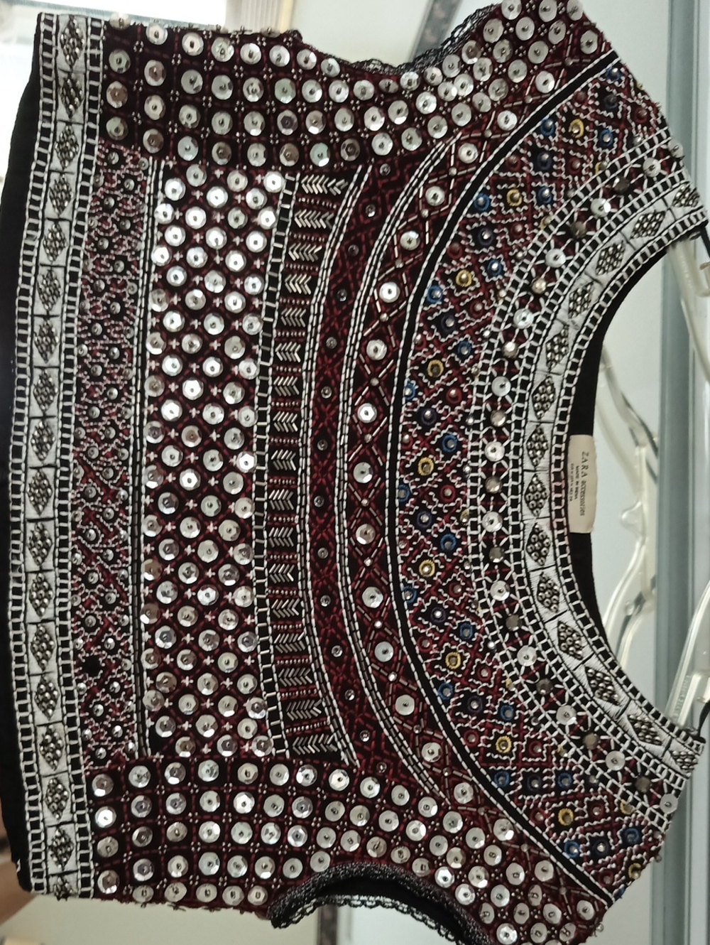 Zara Maroon Geometric Sequin & Beaded Crop Top - sz. Med - Picture 13 of 14